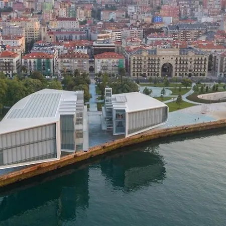 Tranquilo Y Centrico En Daire *